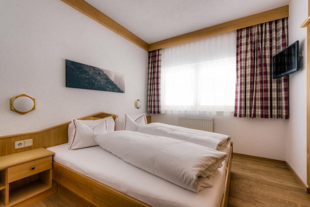 Bischoferhaus Apartment Serfaus Cameră foto